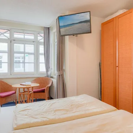 Bakenberg, 15 アパート *